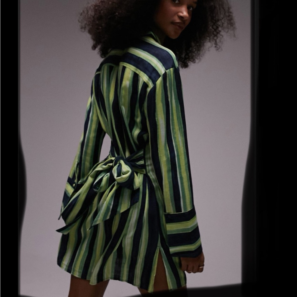 TopShop Long Sleeve Mini Shirt Dress / Tunic - Picture 2 of 5